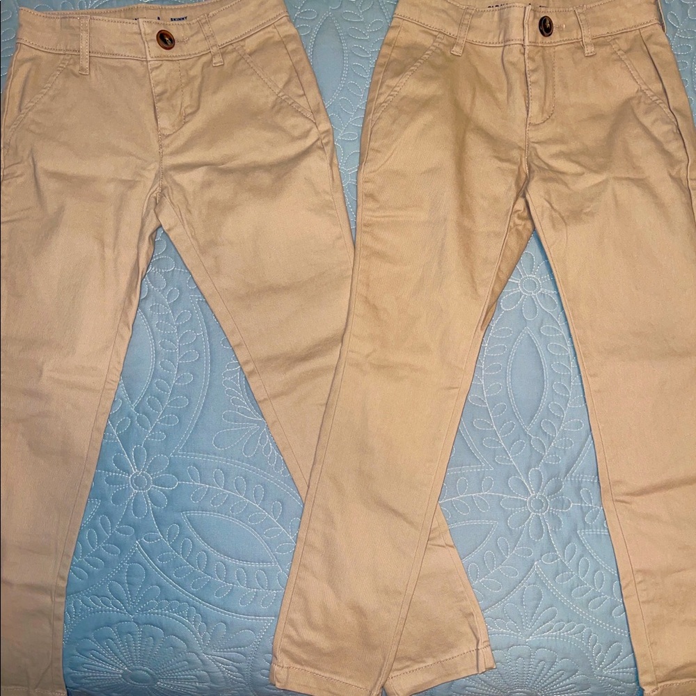 NEVER WORN Old Navy Skinny Khakis Size 8 Slim